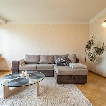 Apartment Street, Quite Center, 2br